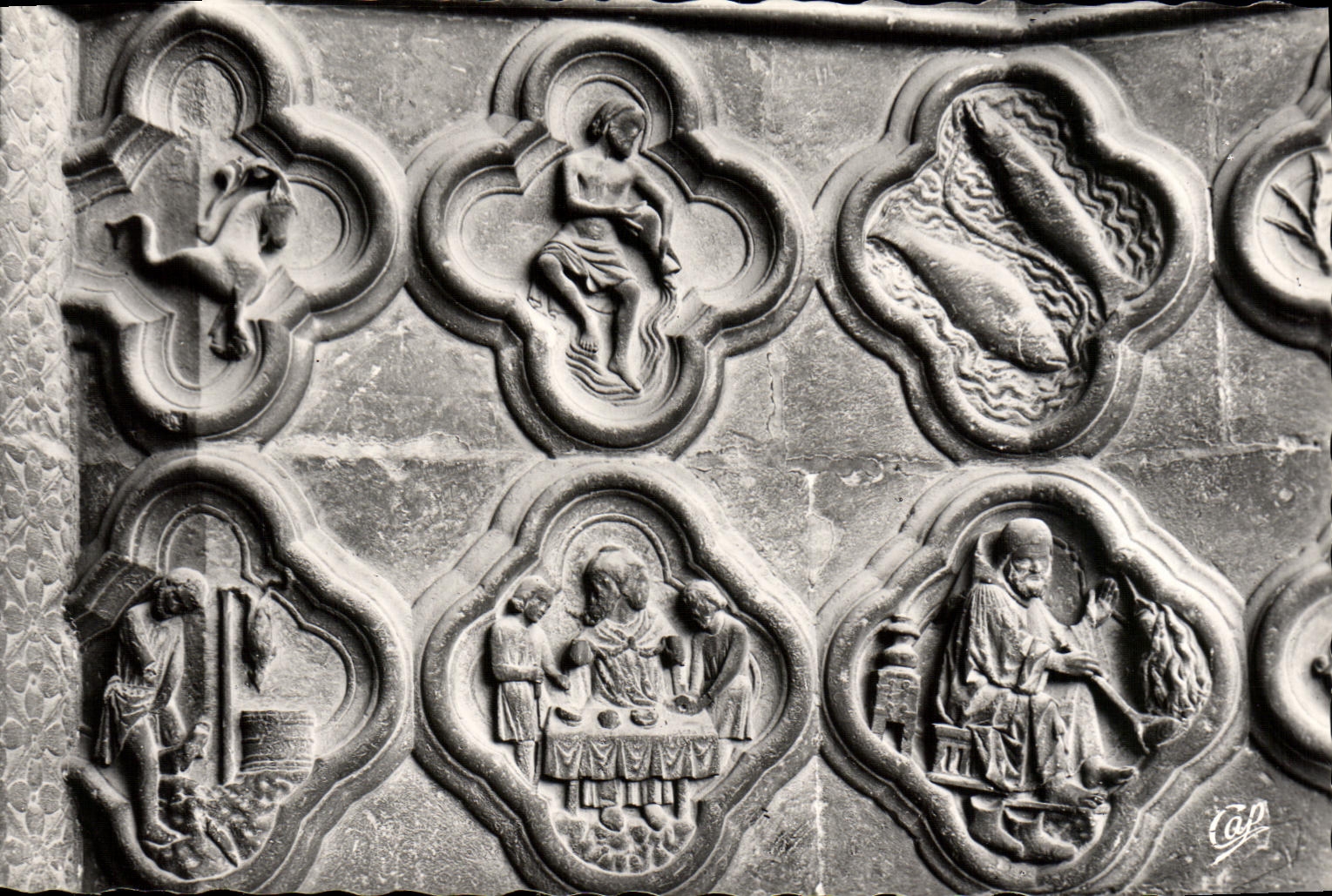 Amiens - La Cathédrale XIIIe siècle — C.P.A.P.H.I.L. Paris