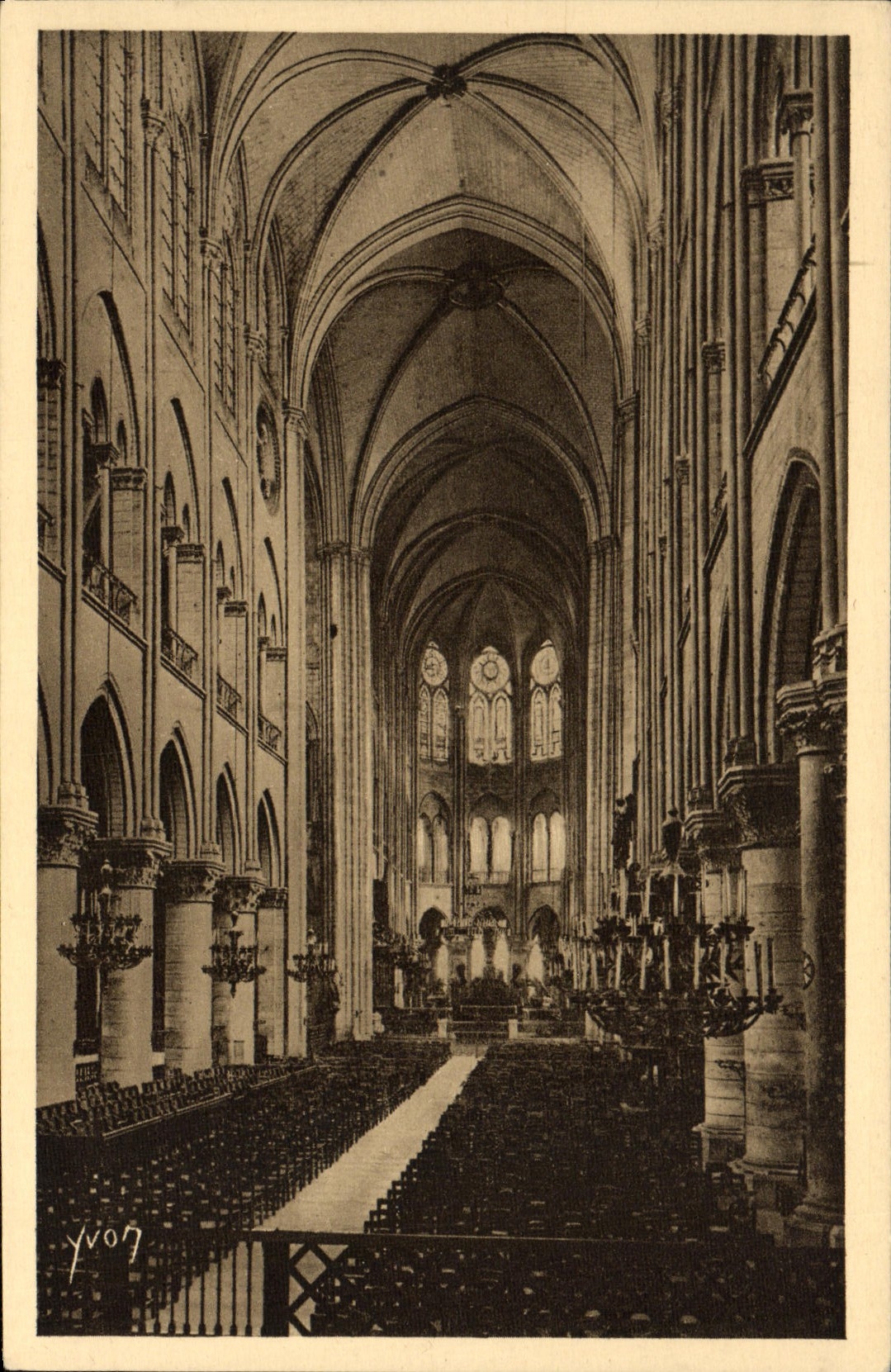 CPA Paris En Flanant De Notre Dame Interieur de Notre Dame