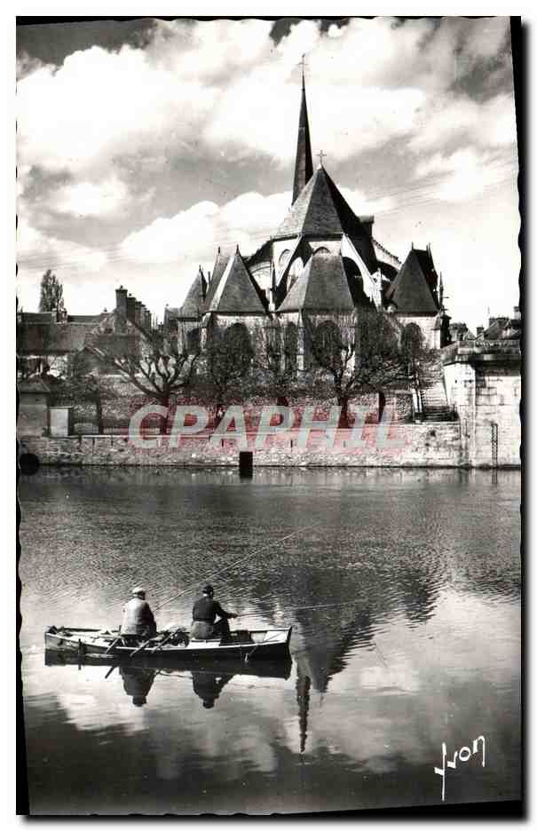 CPM Nemours Le Loing Et l'Eglise St Jean Baptiste Pecheurs Peche 