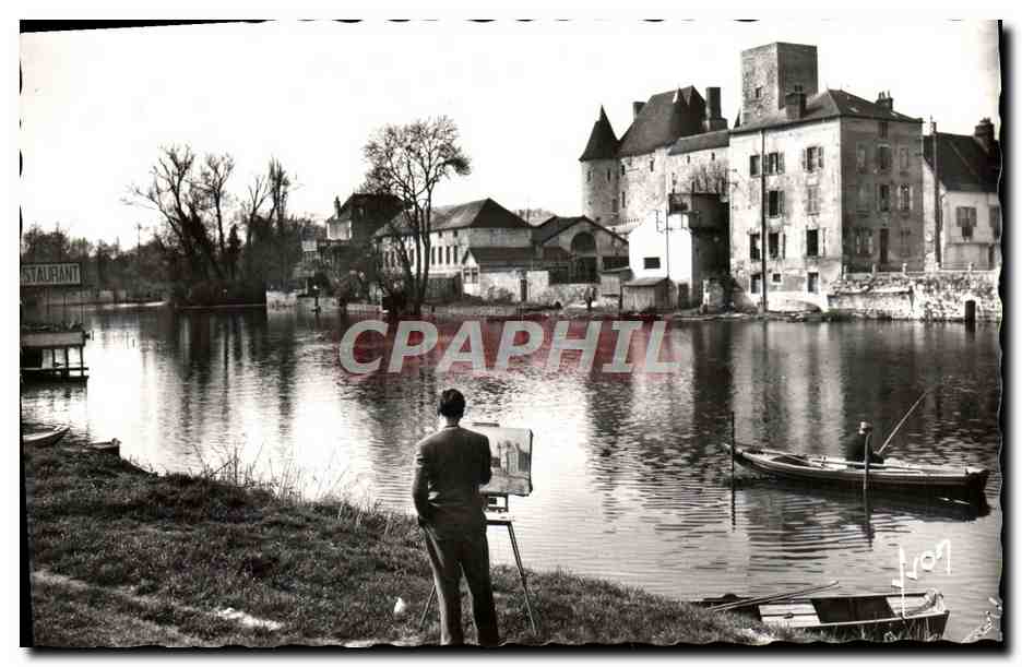 CPM Nemours Les Rives Du Loing Et Le Chateau