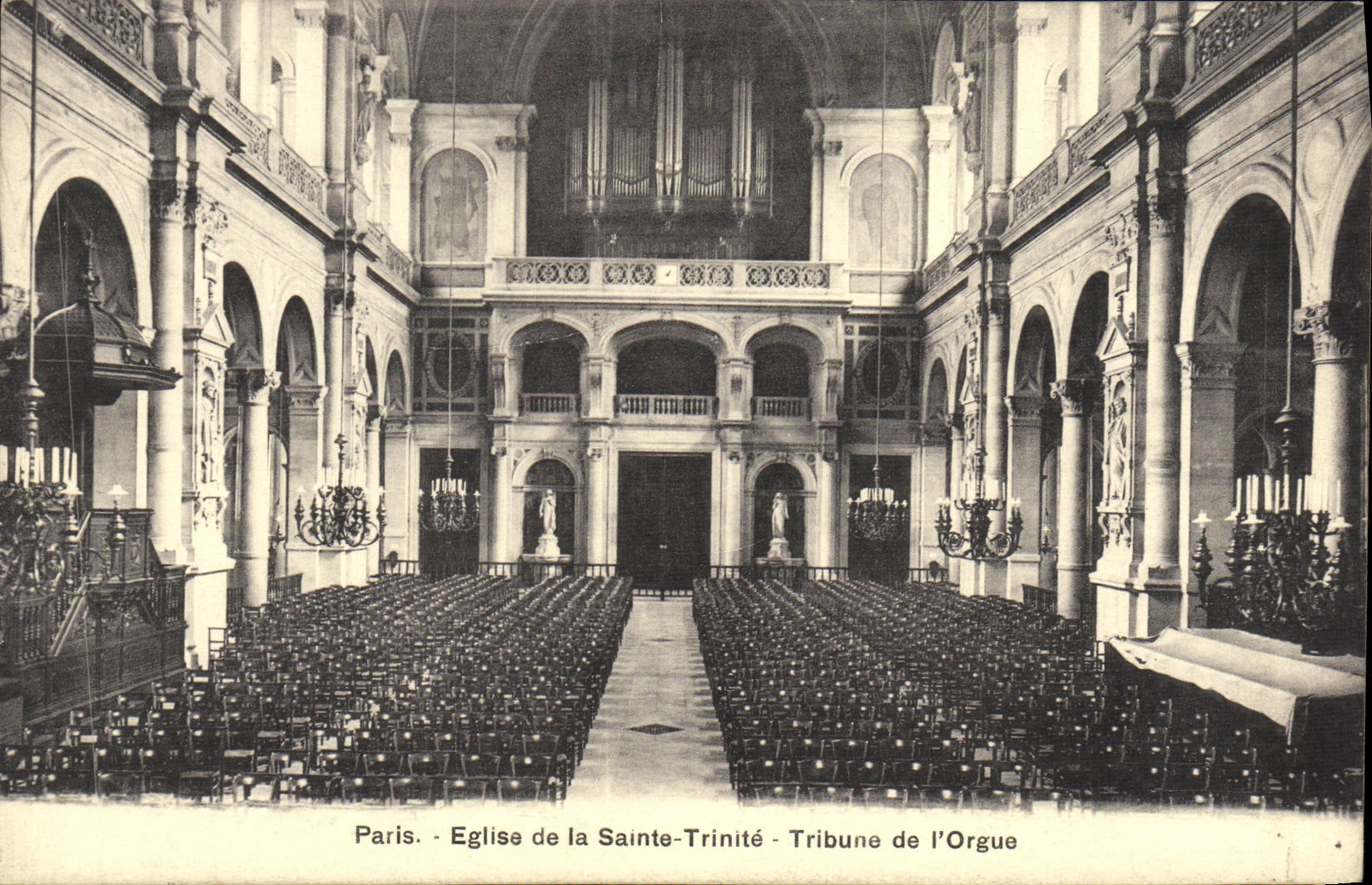 CPA Paris Eglise De La Saint Trinite Tribune De l'Orgue