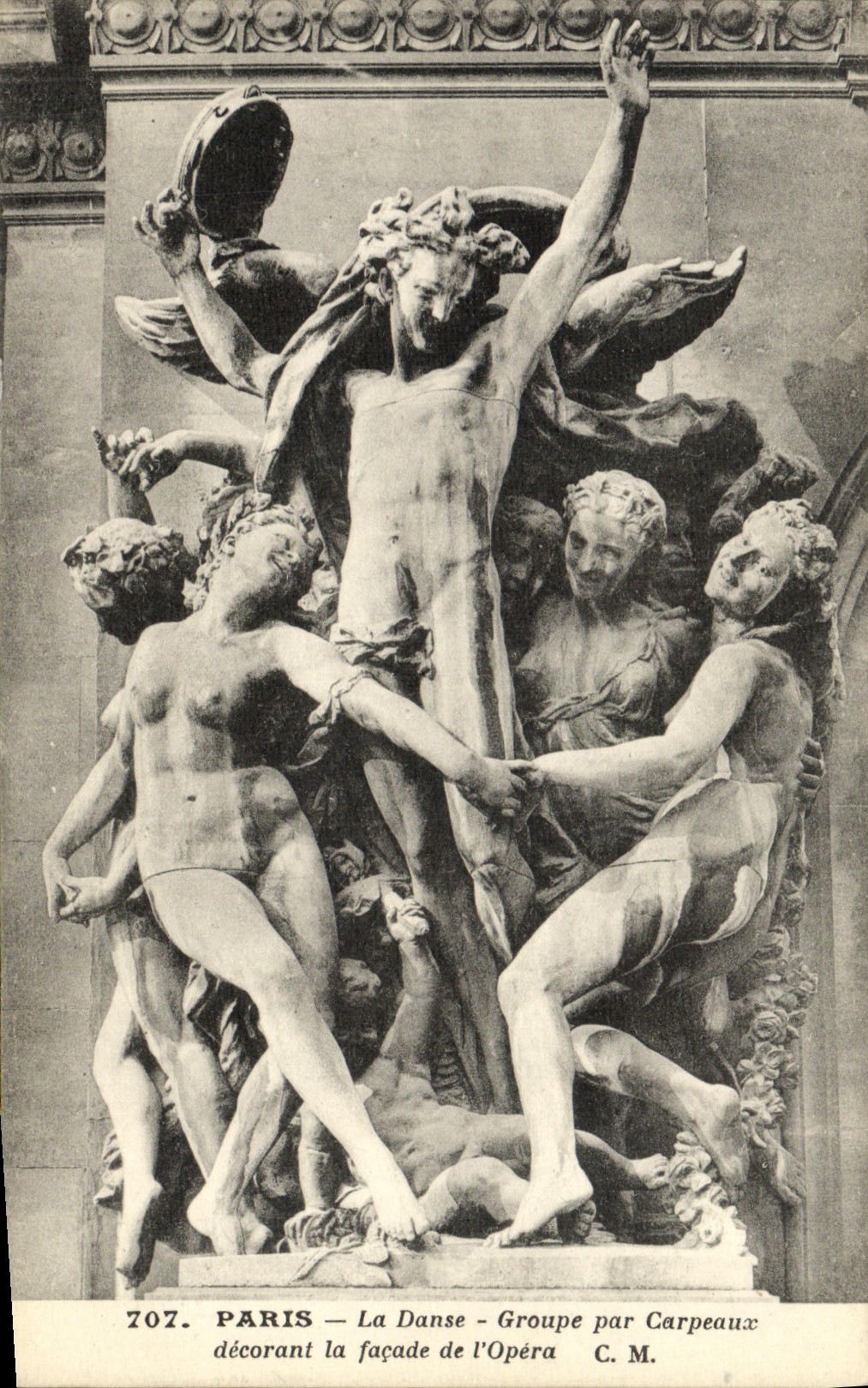 CPA Paris La Danse Groupe Par Carpeaux decorant la facade de l'Opera