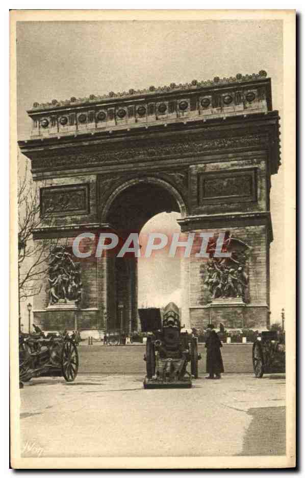 CPA Paris Arc de Triomphe Canons 