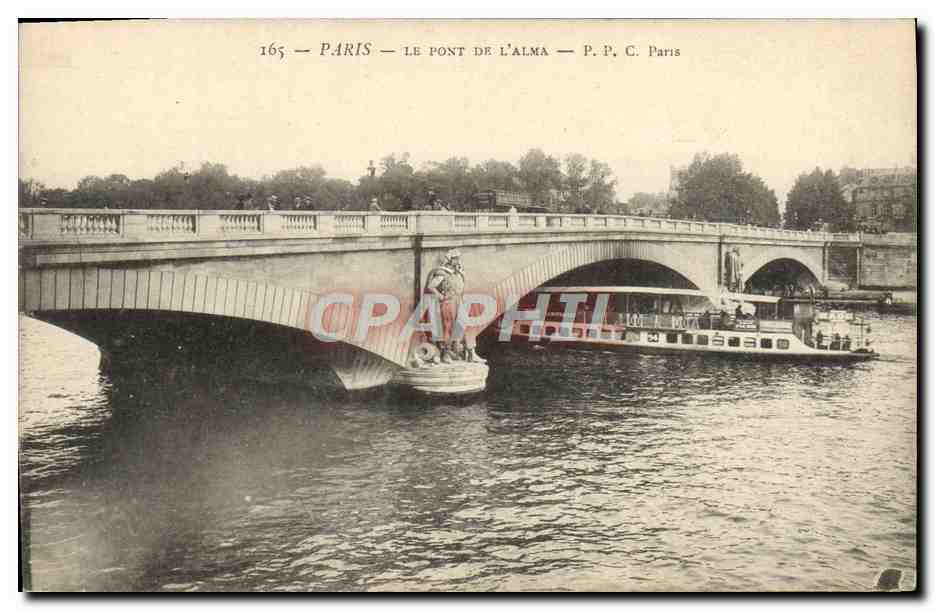 CPA Paris Le Pont De L'Alma Peniche Bateau 