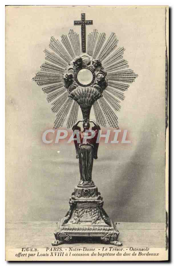 CPA Paris Notre Dame Le Tresor Ostensoir offert par Louis XVIII a l'occasion du bapteme du duc de Bordeaux 
