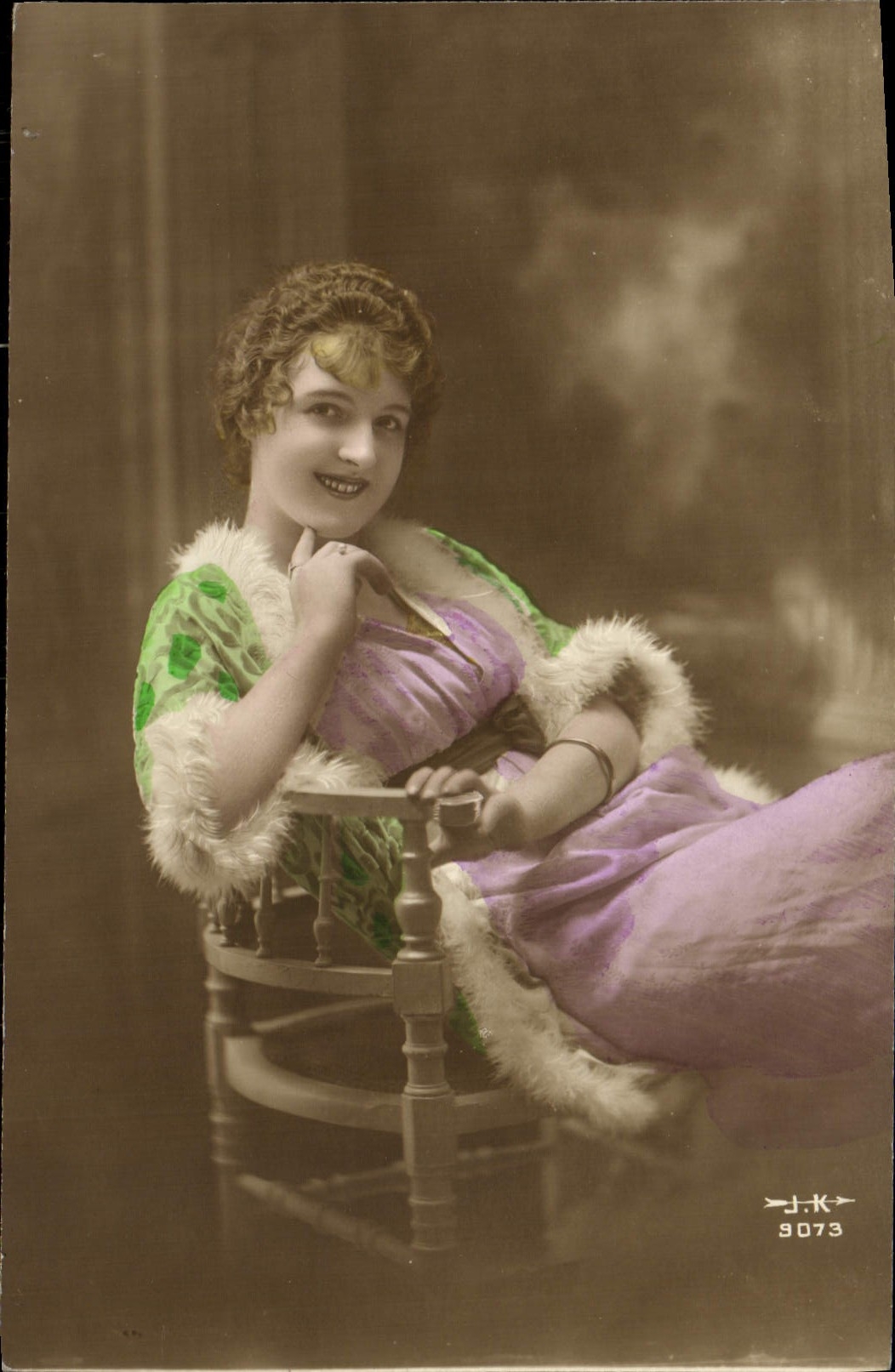 CPA Fantaisie Femme 