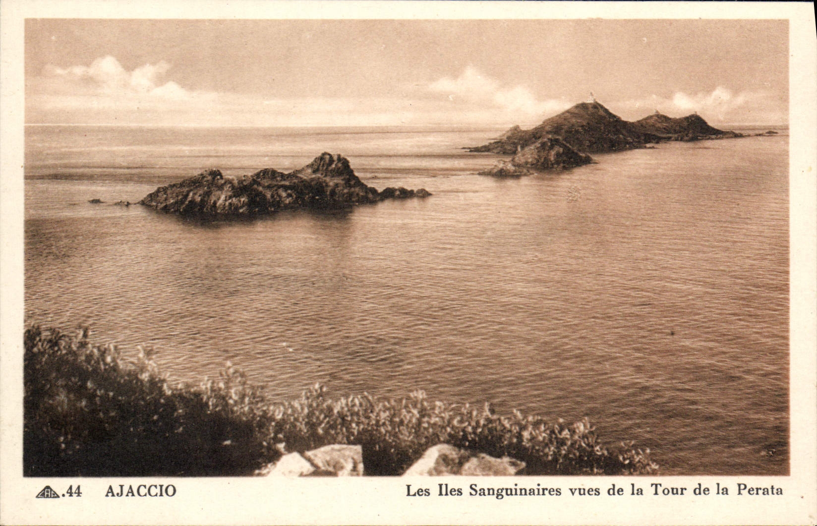 Les Îles Sanguinaires vues de la Tour de la Perata — Ajaccio, n°44
