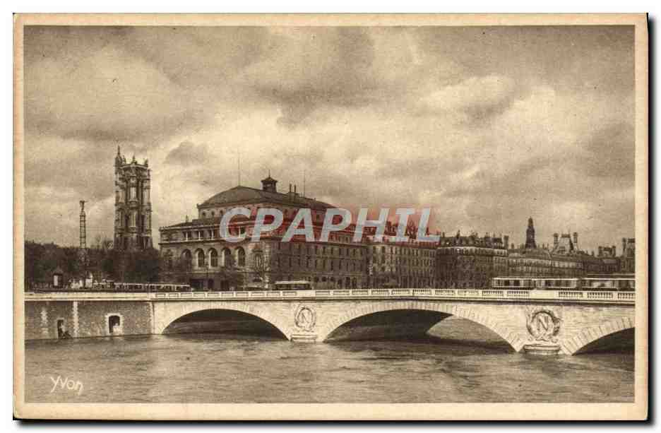 CPA Paris Aristique Le Pont au Change la Tour St Jacques et le Theatre Sarah Bernhardt