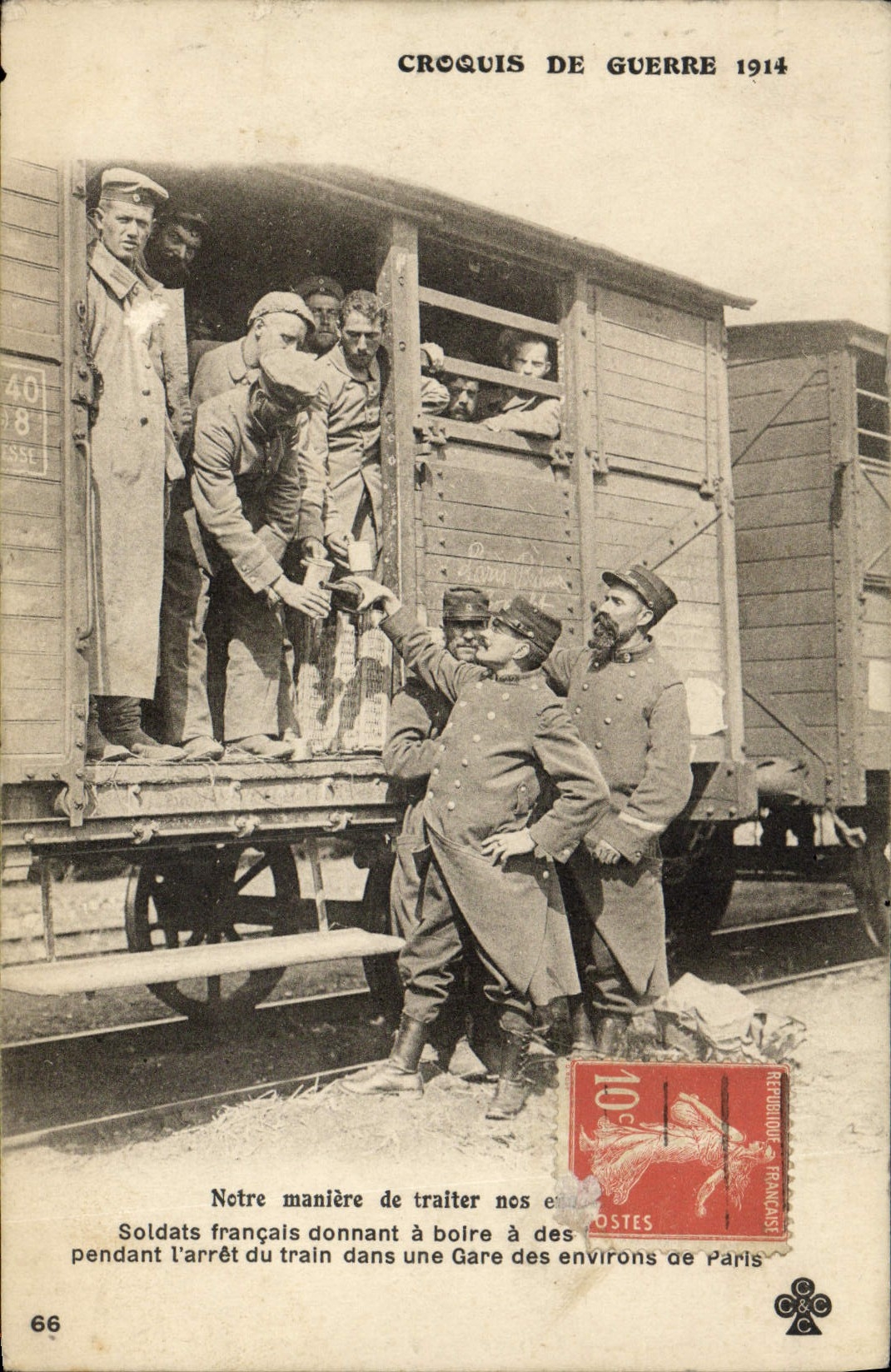 Soldats français donnant à boire à des civils — Croquis de Guerre 1914 — Édition Cognac (Charente)
