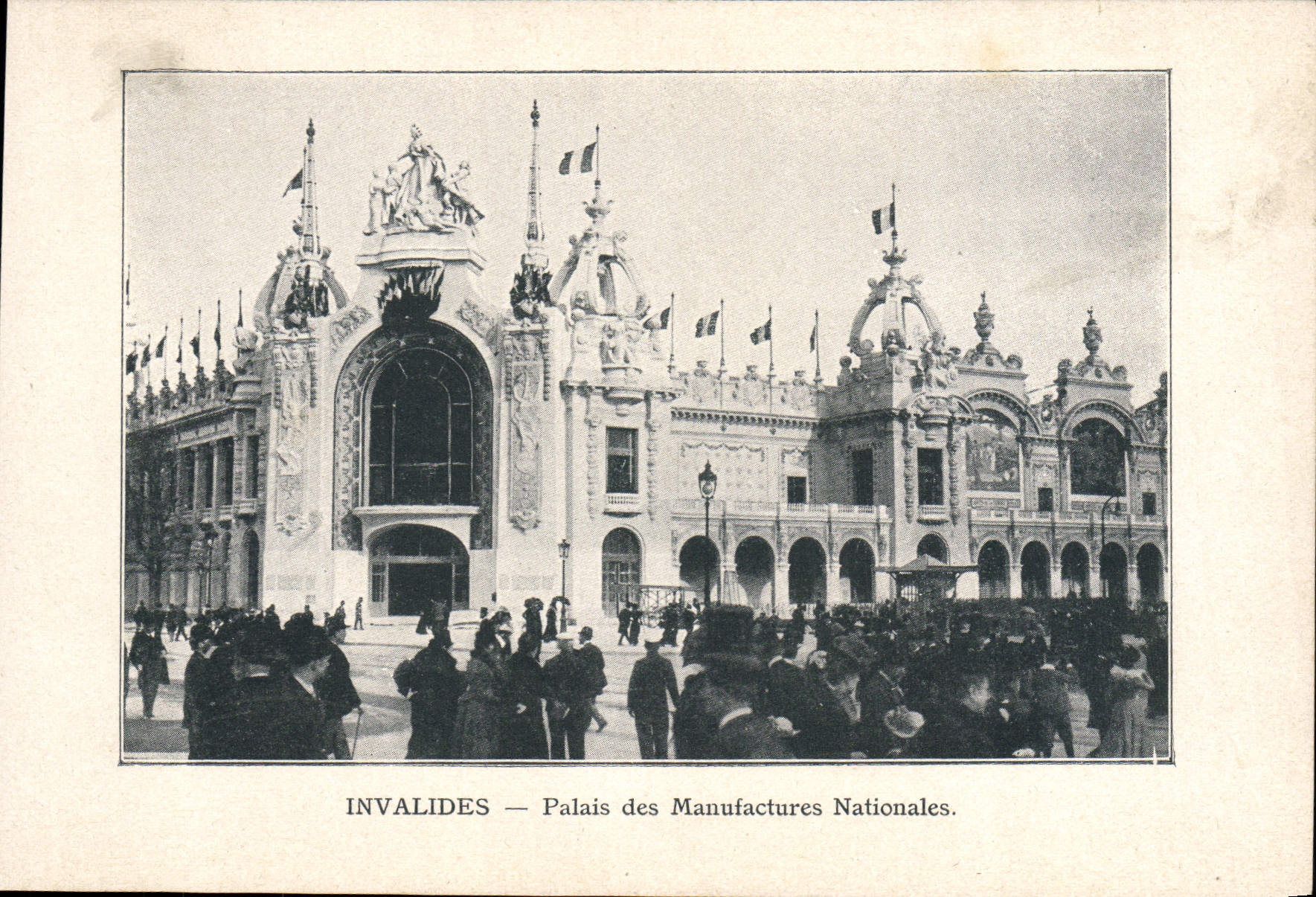 CPA Invalides Palais des Manufactures Nationales Paris