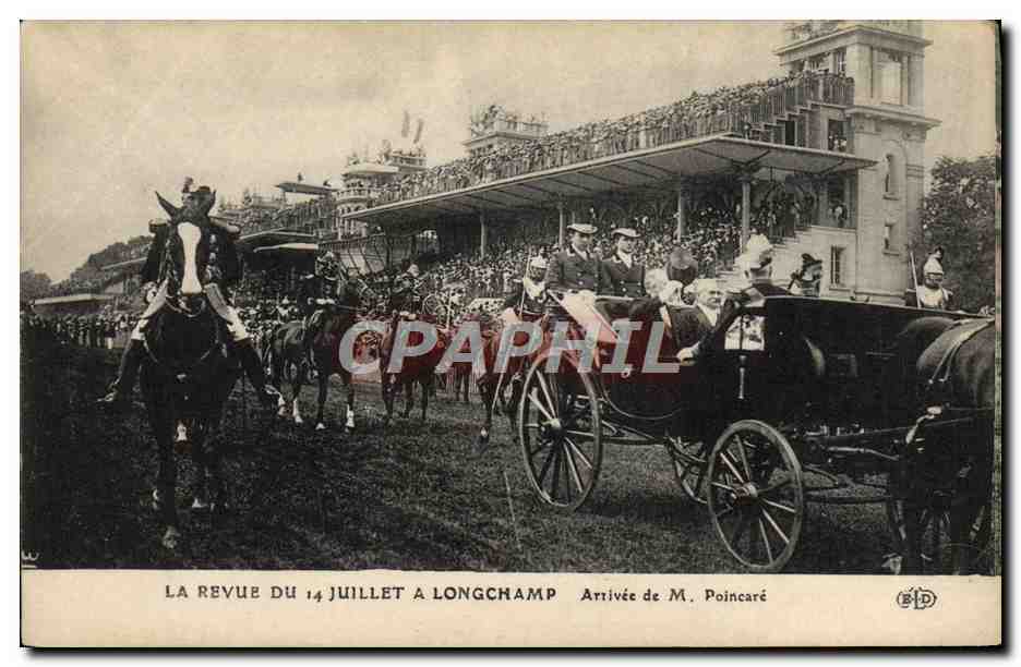 La Revue du 14 juillet à Longchamp — Arrivée de M. Poincaré — Éditeur B.D.