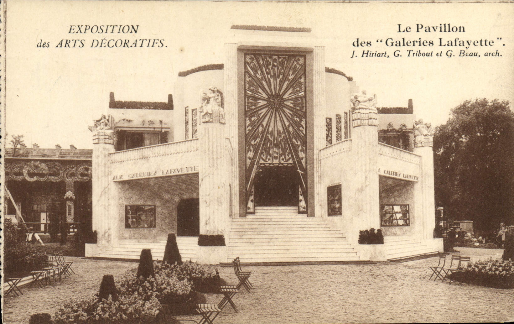 Exposition des Arts Décoratifs — Le Pavillon des Galeries Lafayette — J. Hiriart, G. Tribout et G. Beau, arch.