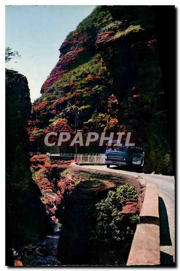 CPM Gorges Du Cians Route de Touet Sur Var a Valberg La petite Clue