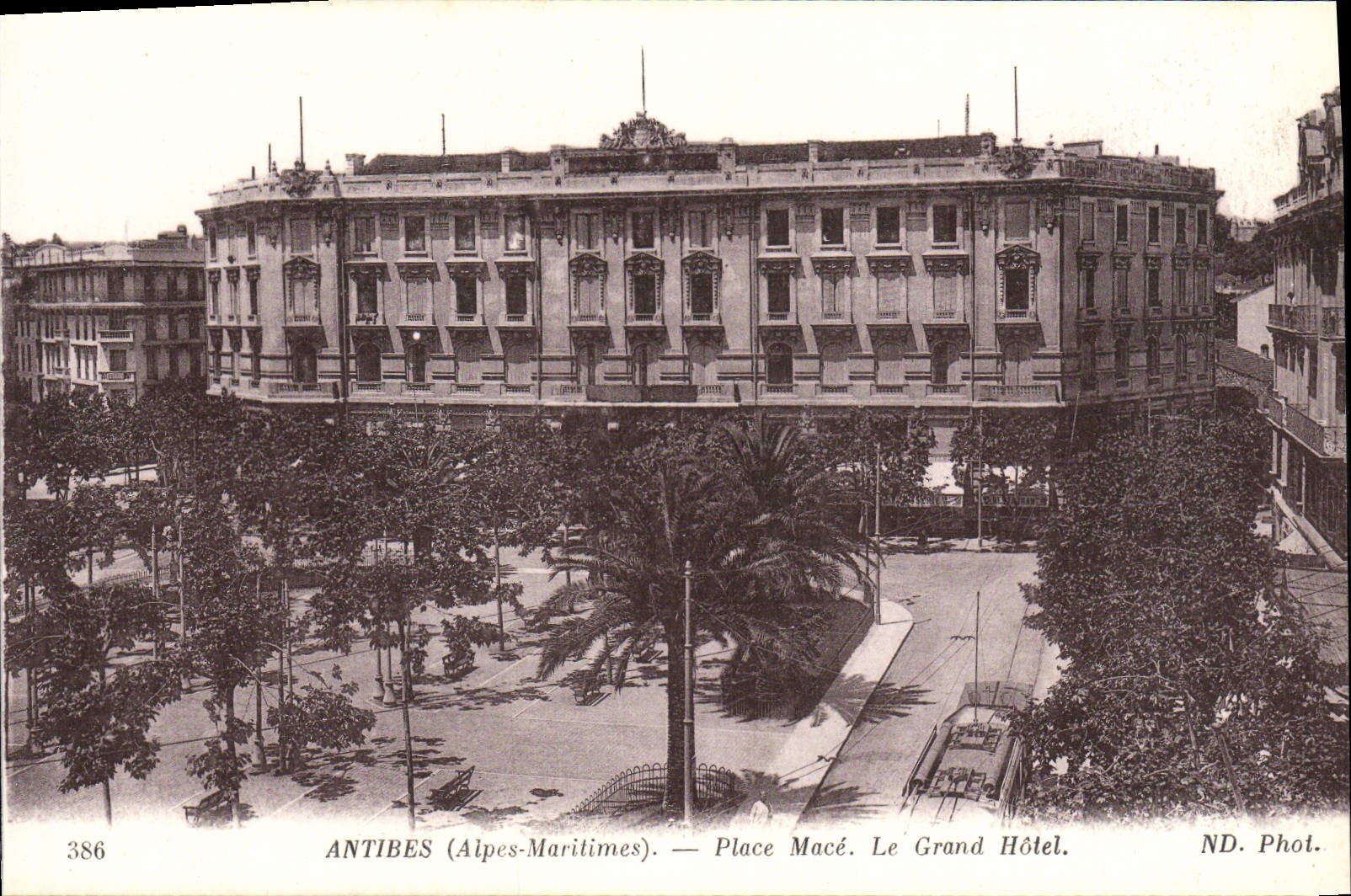 CPA Antibes Place Mace le Grand Hotel