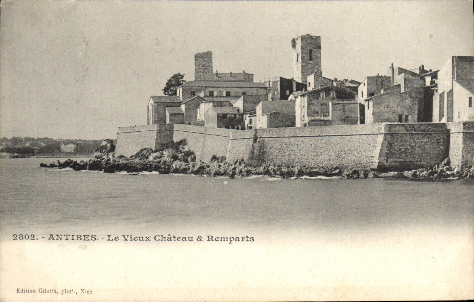 Antibes - Le Vieux Château & Remparts — Édition Giletta, Nice, n° 2802