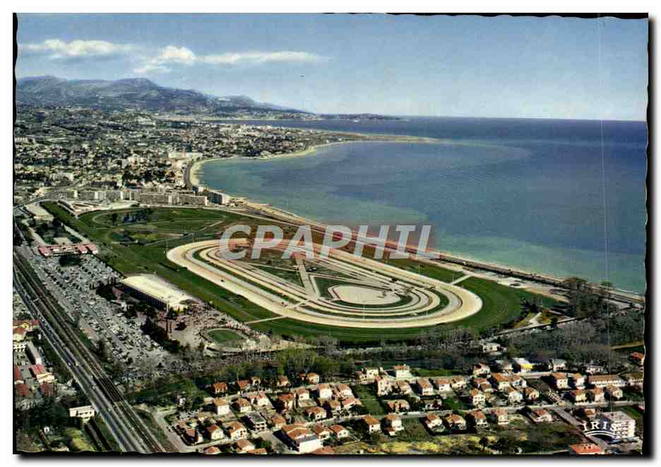 CPM Cagnes Sur Mer Vue Panoramique de l'hippodrome de la cote d'azur 