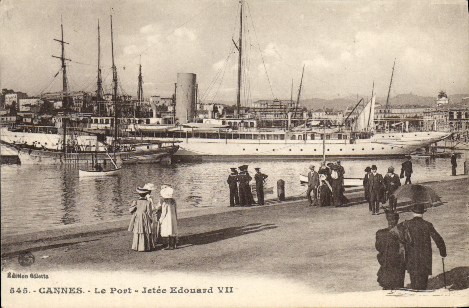 CANNES - Le Port - Jetée Édouard VII — Édition Gilletta, n° 545