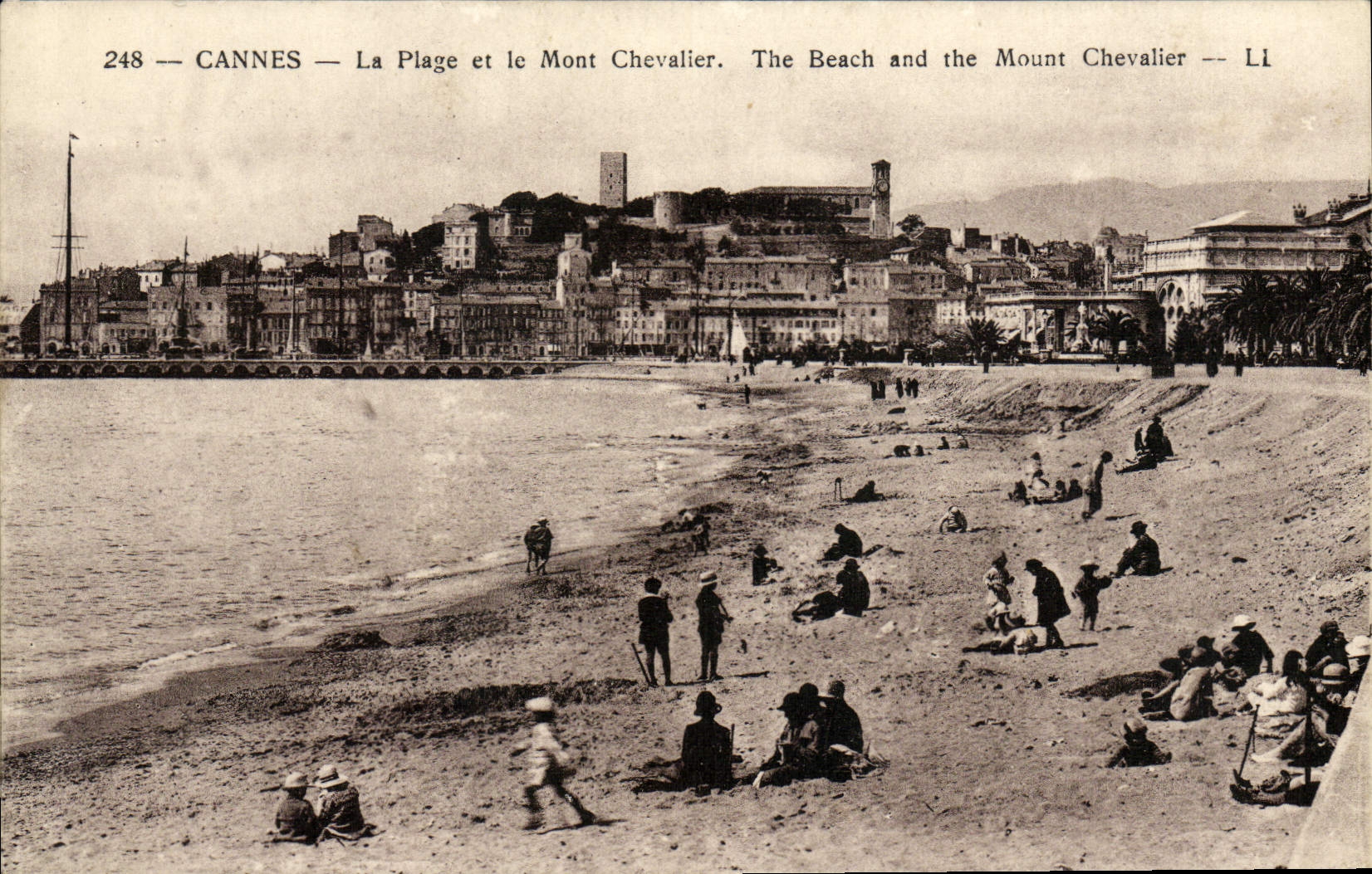 CPA Cannes La Plage et le Mont Chevalier 