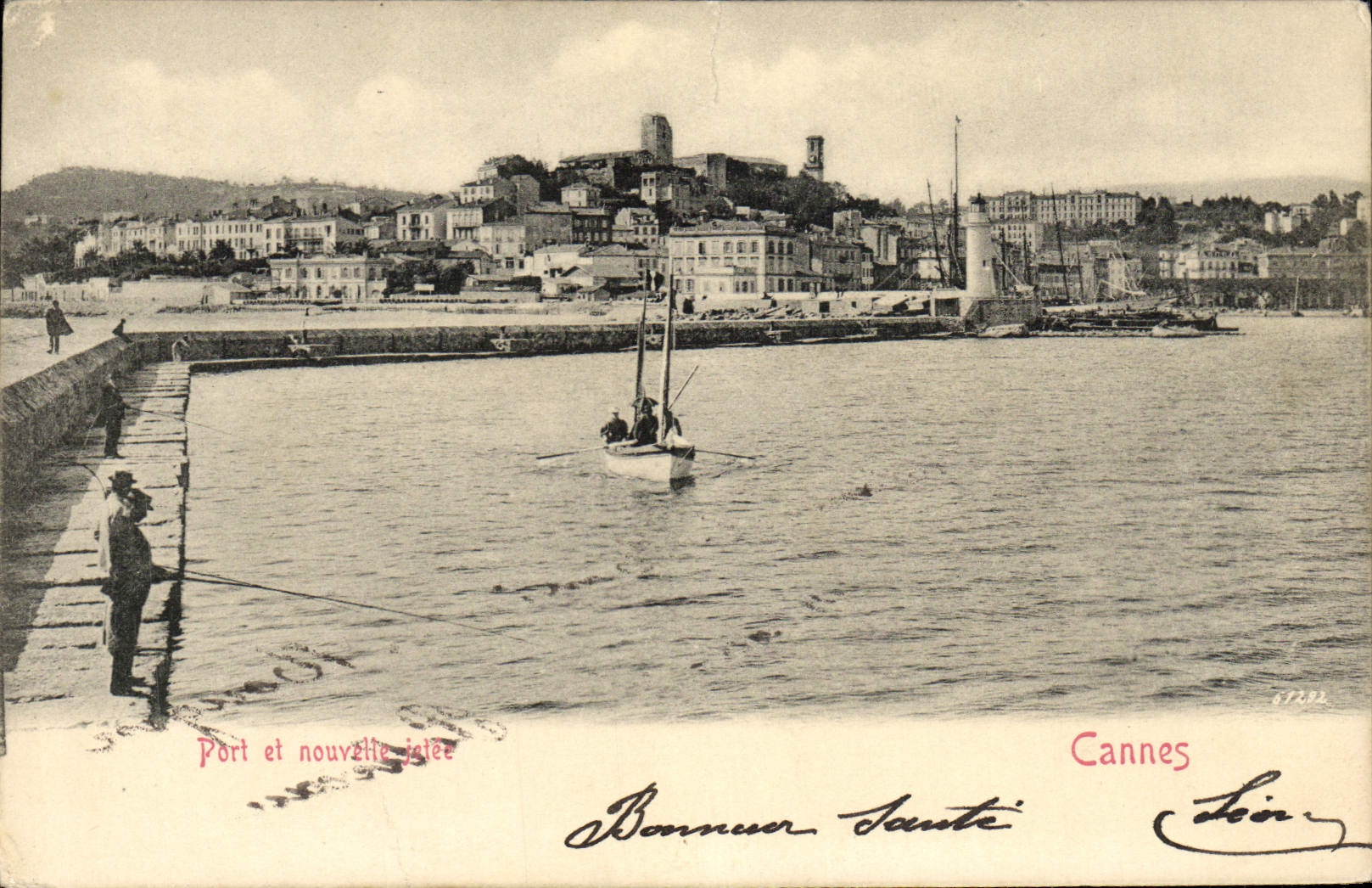 CPA Cannes Le Port et nouvelle jetee Pecheur Peche 