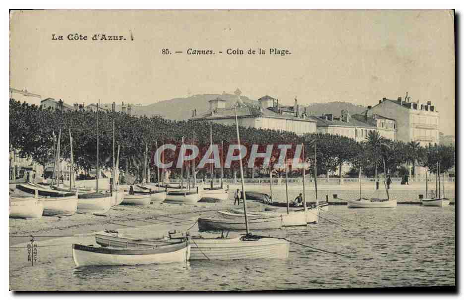 CPA Cannes Coin de la Plage Bateaux