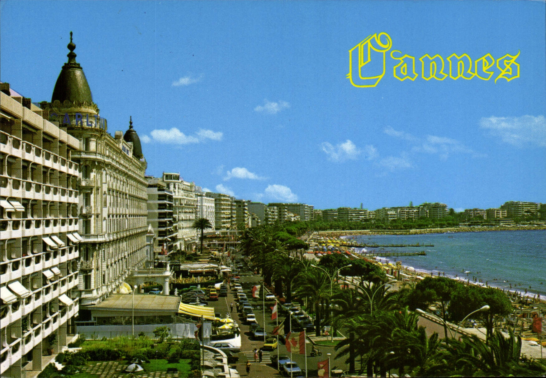 CPM Cannes Au Soleil De La Cote D'Azur La Croisette Les plages