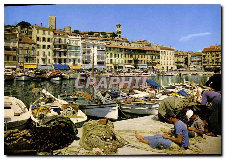 CPM Cannes Un Coin du Port le Quai St Pierre