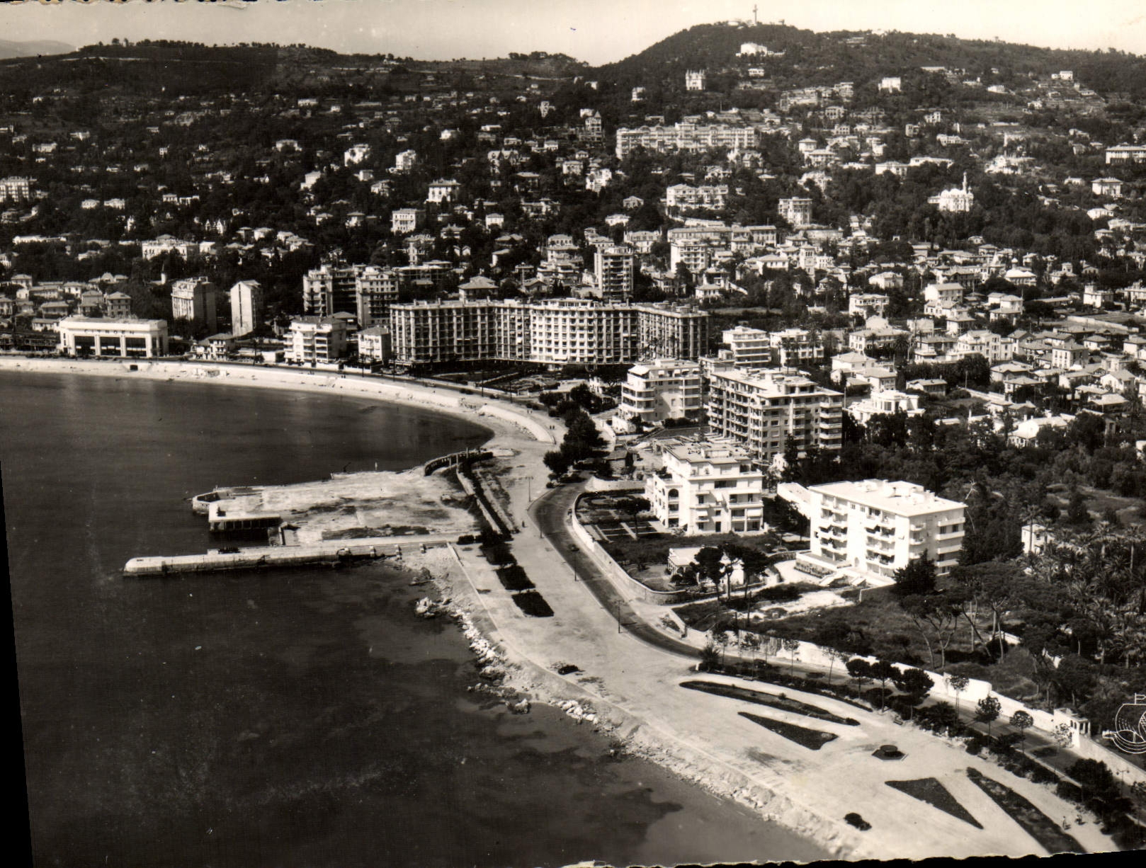 CPA Cannes Boulevard de la Croisette Le Belvedere de la Californie 