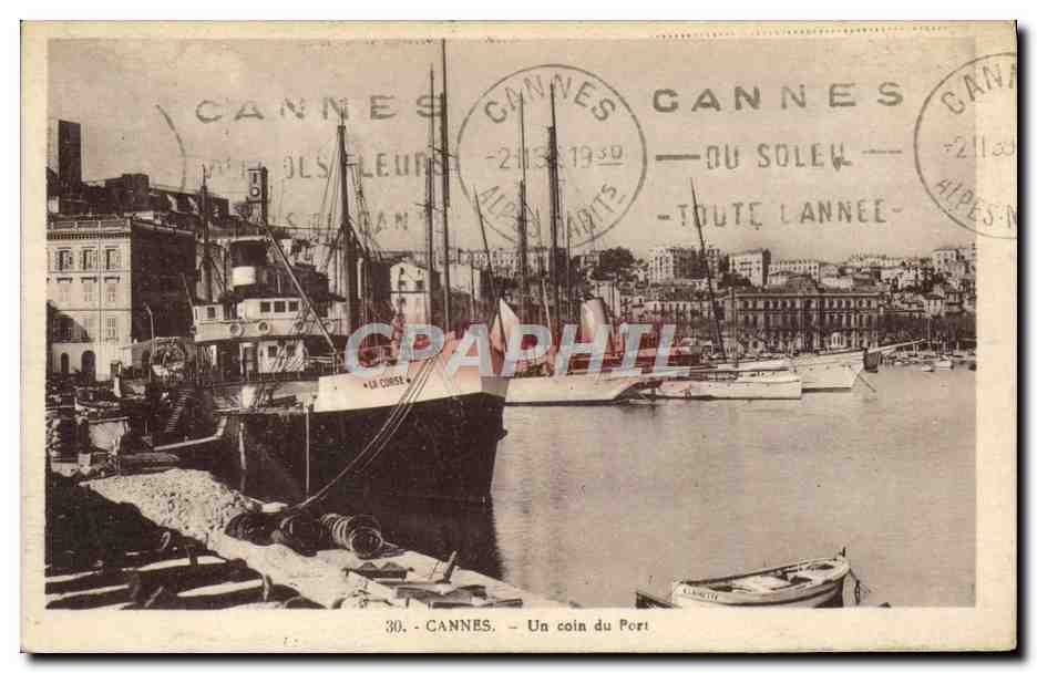 CPA Cannes Un coin du Port Bateaux