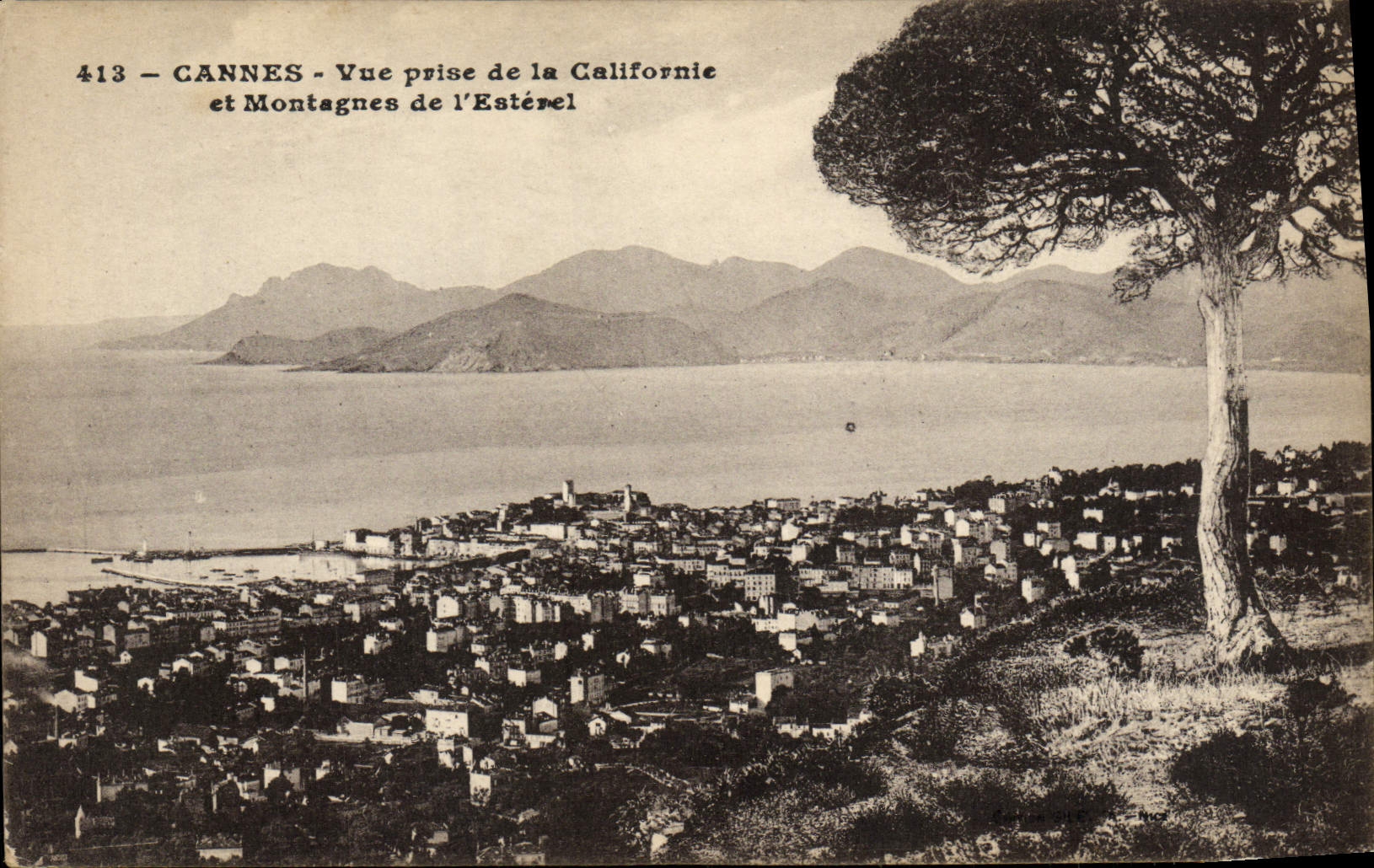 CPA Cannes Vue prise de la Californie et Montagnes de l'Esterel