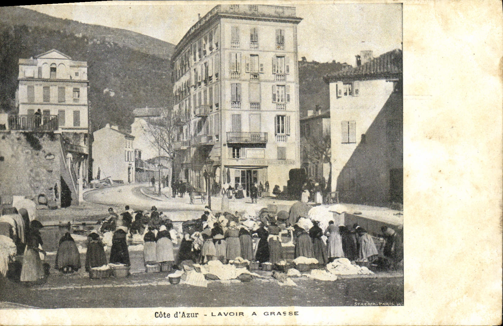 CPA Cote d'Azur Lavoir a Grasse Femmes Folklore 