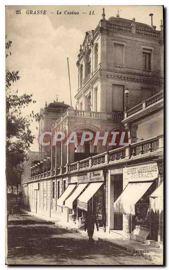 CPA Grasse Le Casino Marchand de journaux Le petit marseillais 