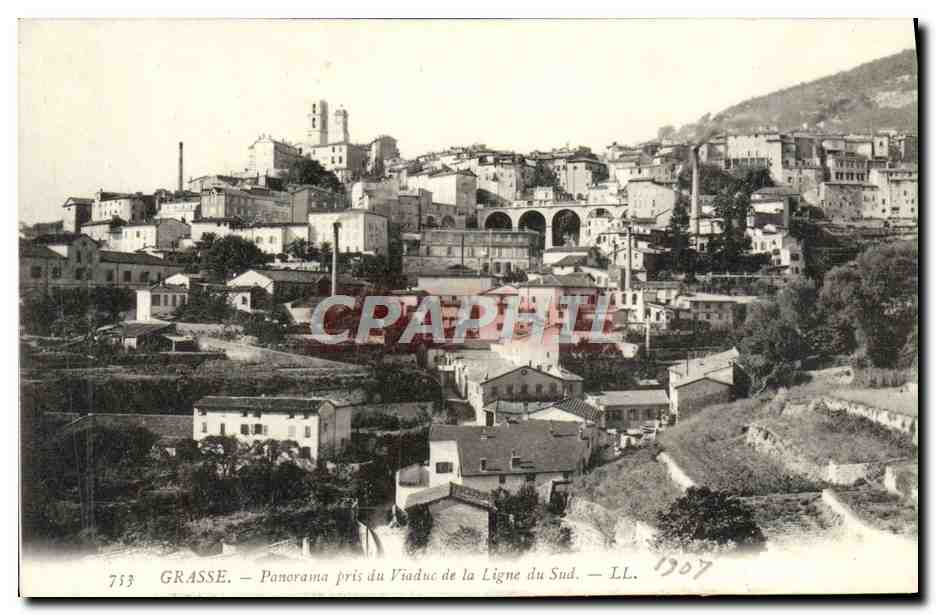 CPA Grasse Panorama pris du Viaduc de la Ligne du Sud 