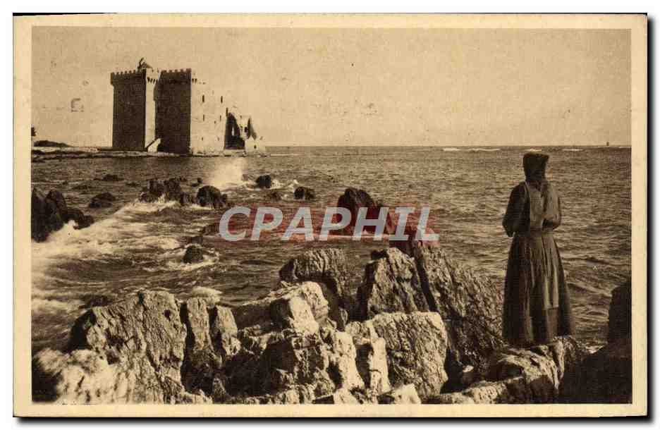 CPA Abbaye de N D de Lerins lle Saint Honorat Devant l'immensite