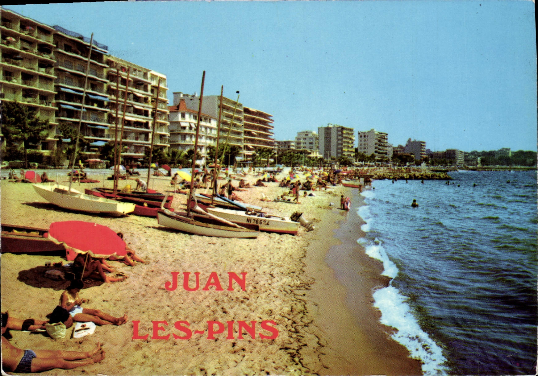 Juan-les-Pins — plage animée — Éditions Y.P.A. - La Plage