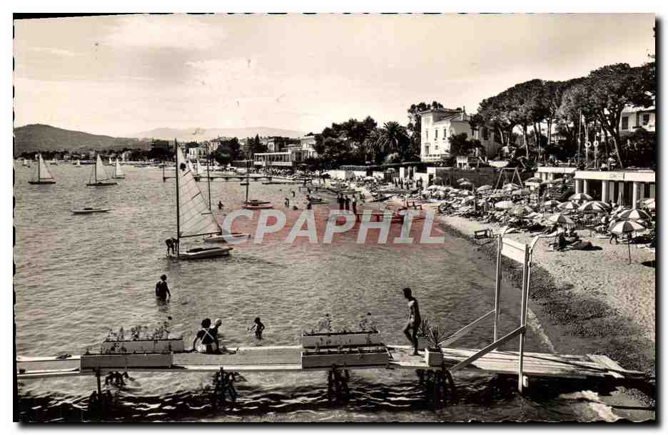 CPA Juan les Pins La Plage 