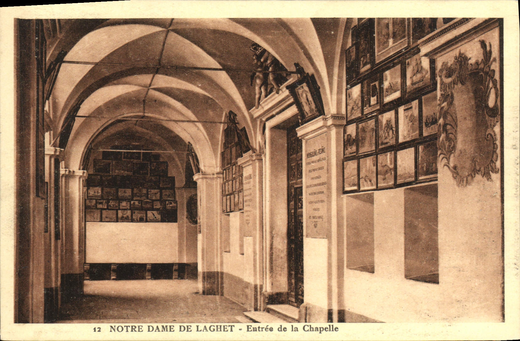CPA Notre Dame de Laghet Entree de la Chapelle 
