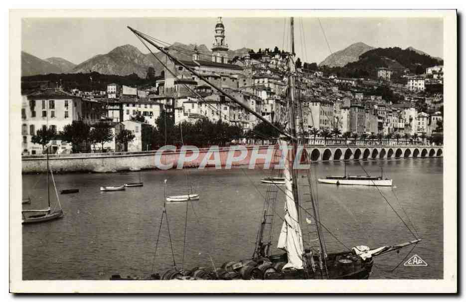 CPA Menton Le Port Bateau