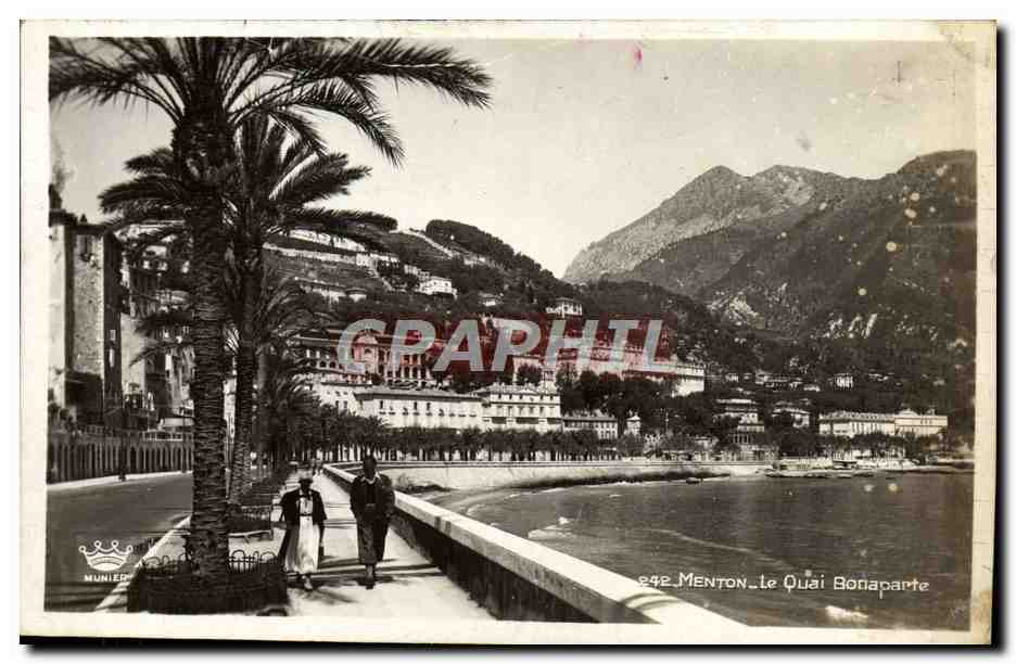 CPA Menton Le Quai Bonaparte