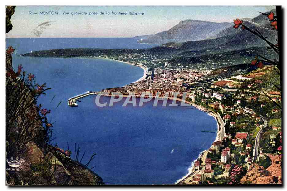 CPA Menton Vue Generale Prise de la Frontiere italienne 
