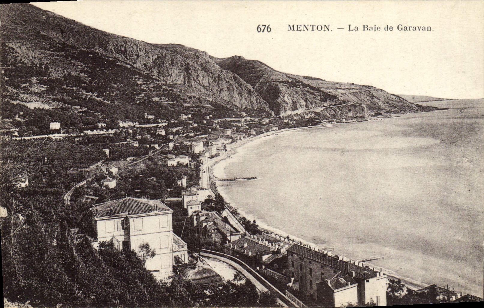 CPA Menton La Baie De Garavan