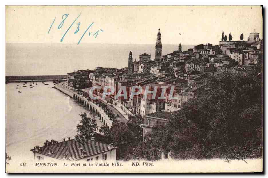 CPA Menton Le Port et la Vieille Ville