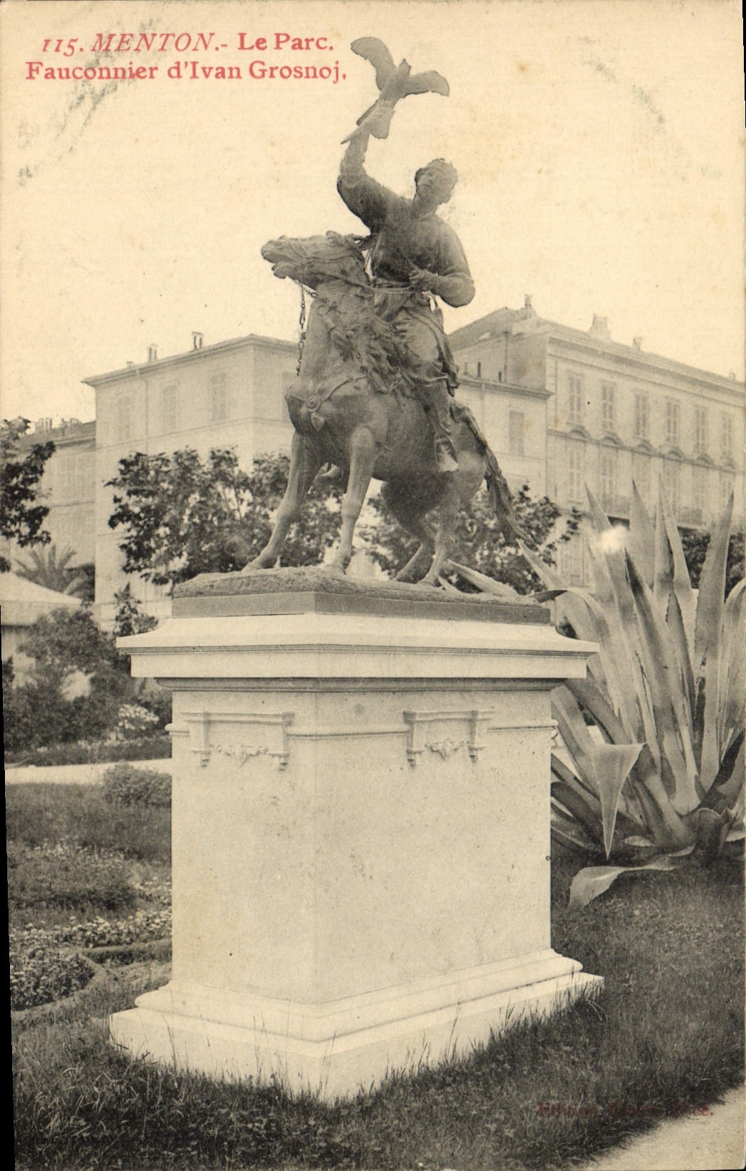 CPA Menton Le Parc Fauconnier d'Ivan Grosnoj Faucon Rapace