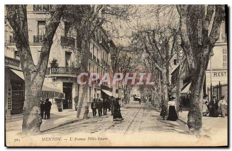 CPA Menton L'Avenue Felix Faure