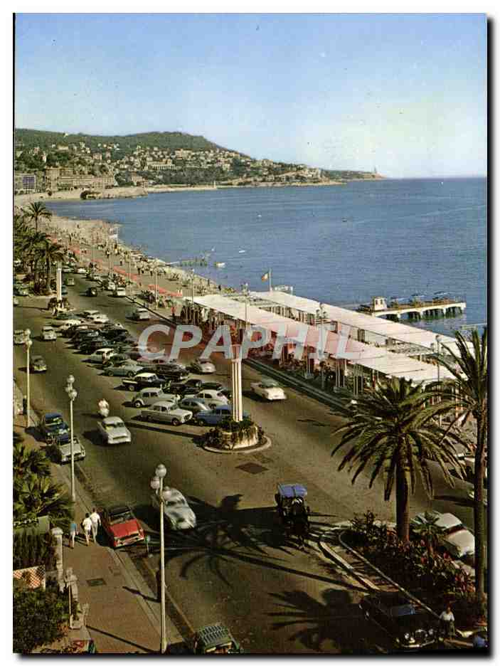 CPM Nice La Promenade Des Anglais et Le Mont Boron