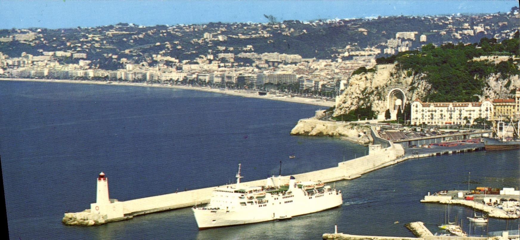 CPM Nice Le Car Ferry Partant Pour la Corse Corsica 