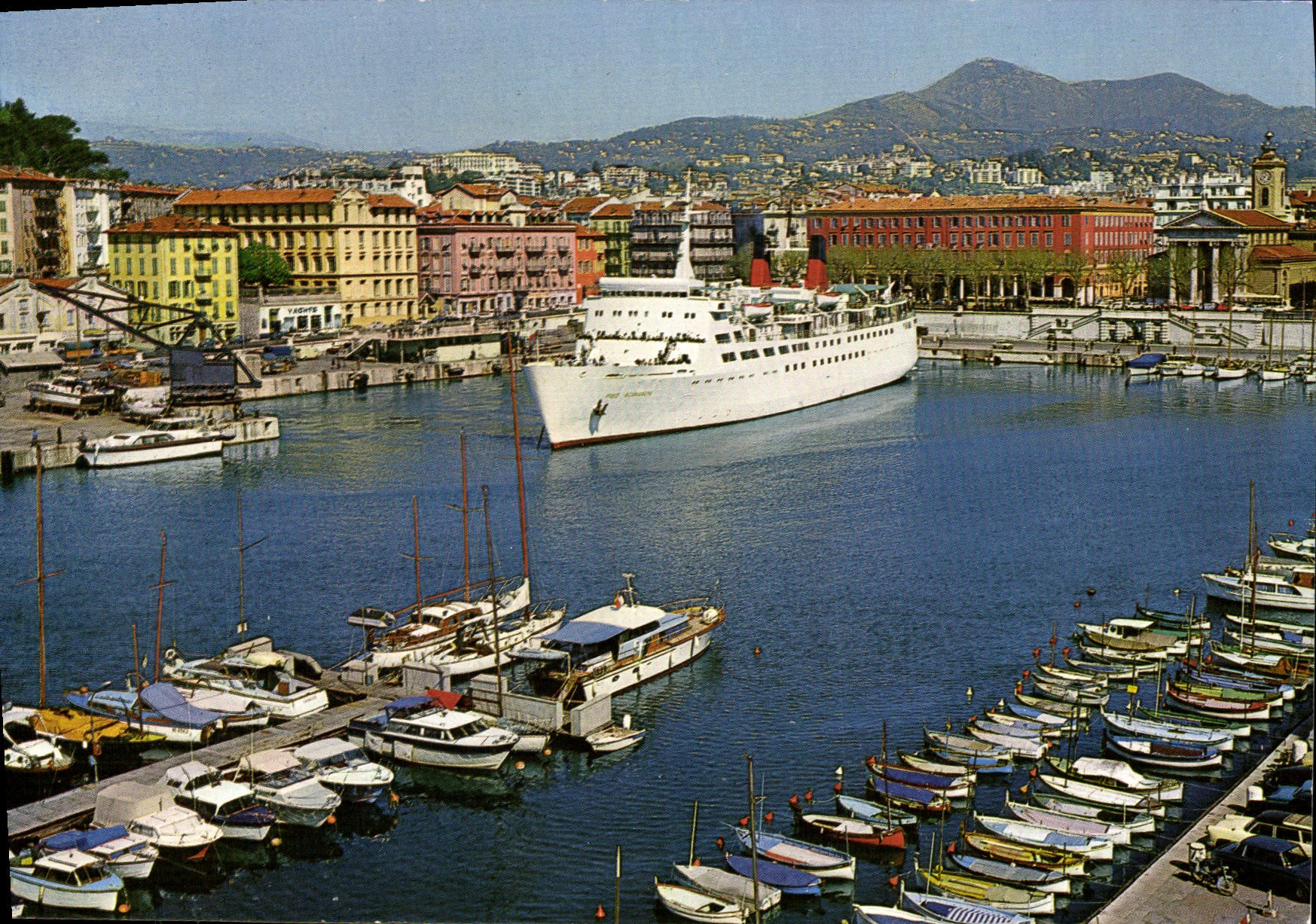 CPM Nice Le Port Cote D'Azur Bateau 