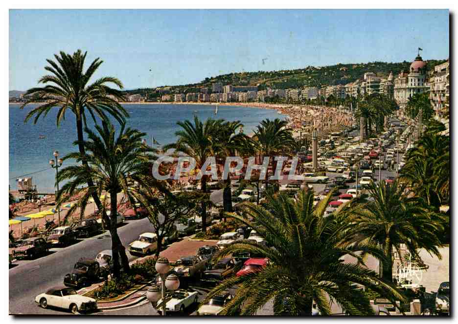 CPM Nice La Cote d'Azur La Promenade Des Anglais