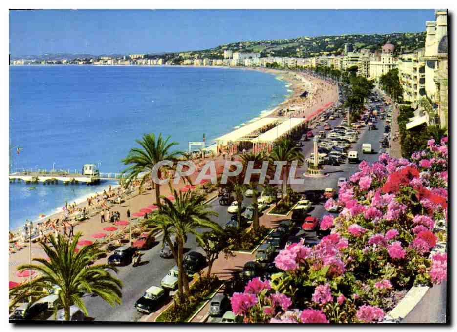CPM Nice La Cote d'Azur La Promenade Des Anglais