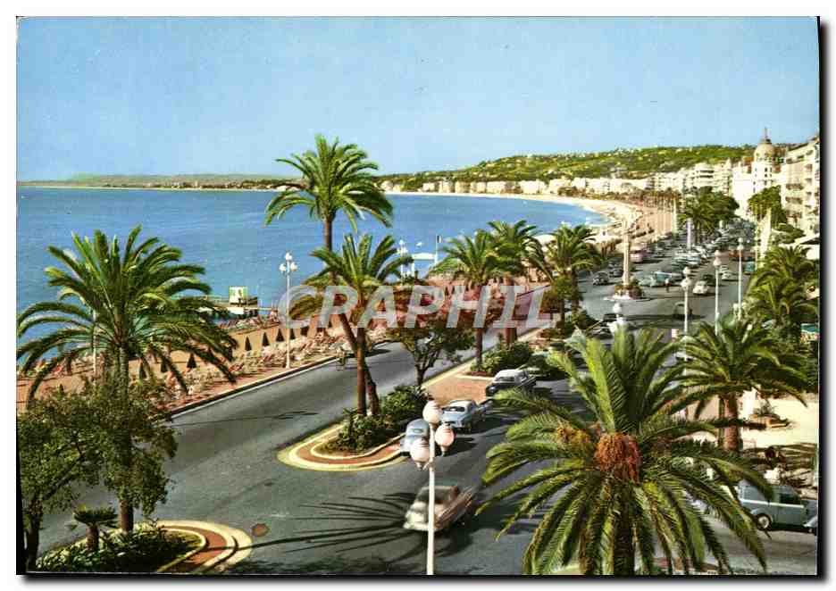 CPM Nice La Cote d'Azur La Promenade Des Anglais