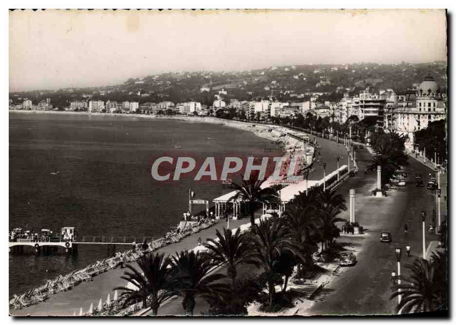 CPA Nice Vue generale sur la promenade des Anglais 
